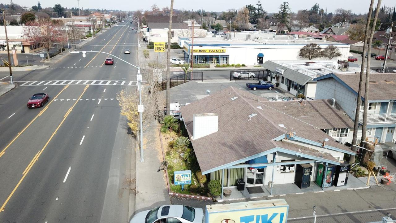 Tiki Lodge Mchenry - Downtown Modesto Exterior photo
